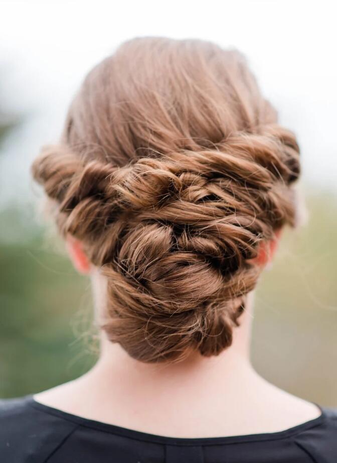 hair styles bun updo